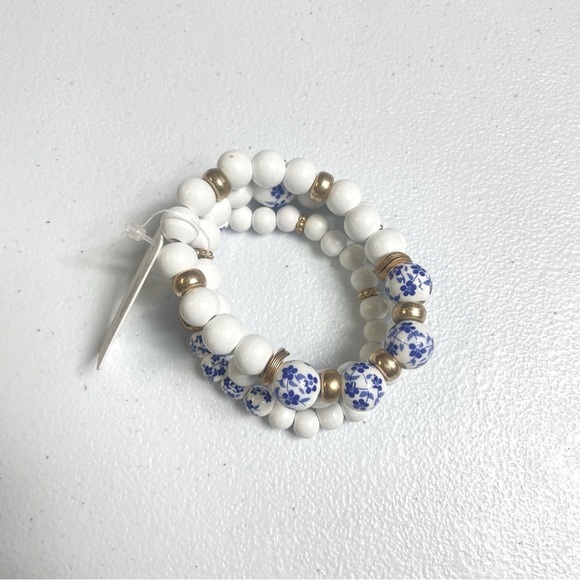 Chic Beaded Bracelet Set - White, Blue, Gold - Picture 2 of 4